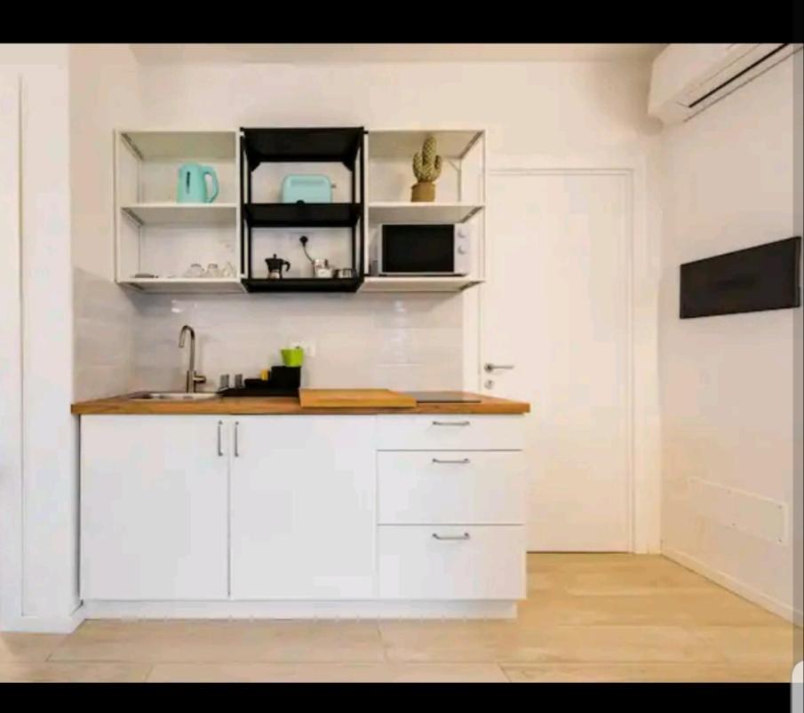 Conca D'Oro B&B And Apartments Torbole Sul Garda Camera foto